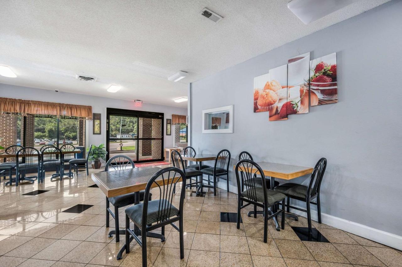 Econo Lodge Inn & Suites University Huntsville Exteriör bild