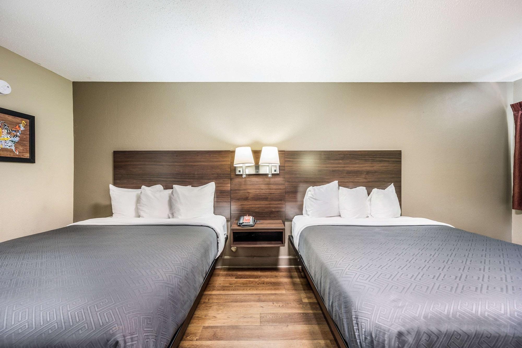 Econo Lodge Inn & Suites University Huntsville Exteriör bild