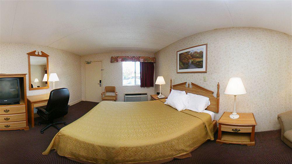 Econo Lodge Inn & Suites University Huntsville Exteriör bild